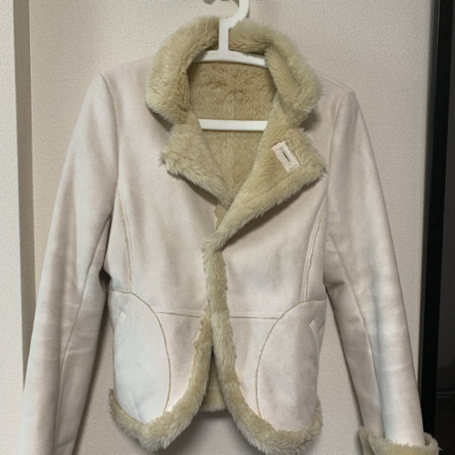 ロペピクニックフェイクムートンコート Mimi 浦安のコート レディース の中古 古着あげます 譲ります ジモティーで不用品の処分