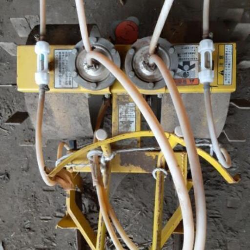 ロータリー取り付けさつまいも土壌消毒散布機 SI-2A