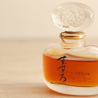 SHISEIDO 資生堂 香水 すずろ 30ml ケース付き 女性用 レディース