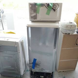 （お取引予定決定）✨限界価格✨【新生活応援】【美品】格安家電５点セット販売★おまけ３点付き★✨冷蔵庫/洗濯機/電子レンジ/カラーボックス１つ/業界最安値😍🌟 