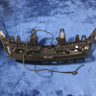 ZSU60W ハリアーモデリスタグリル