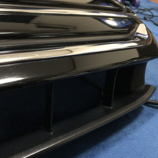 ZSU60W ハリアーモデリスタグリル