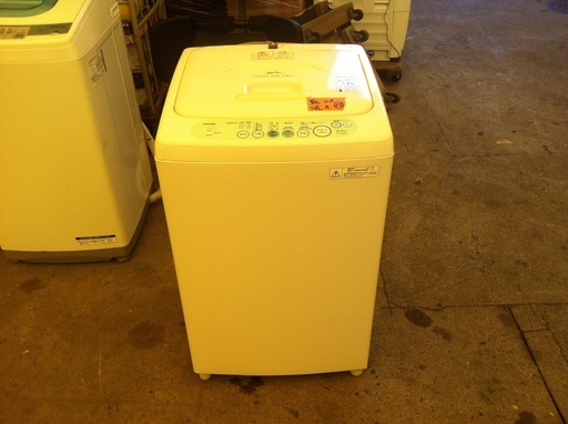 2011年製　洗濯機4.2㎏（汚れ有り）