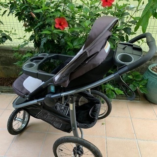 チャイルドシート、ベビーカー(一体型)