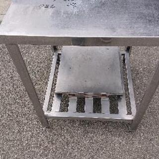 中古品 収納作業台お売りします。