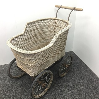 中古　乳母車　アンティーク　 昭和　レトロ 　籐製