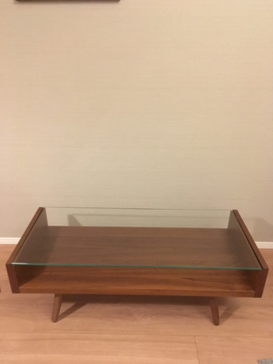 ウニコ Unico ガラステーブル