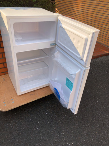 美品　動作保証　冷凍冷蔵庫　85L 2019年　amadana