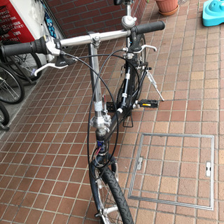 20インチ　軽量アルミフレーム　外装7段変速付き　折り畳み自転車