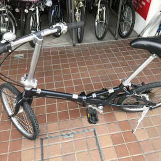 20インチ　軽量アルミフレーム　外装7段変速付き　折り畳み自転車