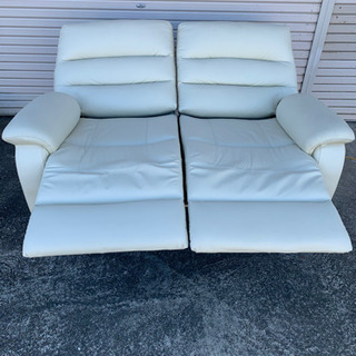 山武市　配達も可　ニトリ　使用1年未満　電動　ソファー　リクライニング　中古