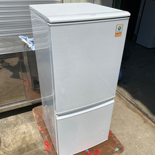 2012年製 SHARP ノンフロン冷凍冷蔵庫 SJ-14W-W