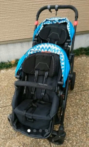 双子、2人乗り用ベビーカー