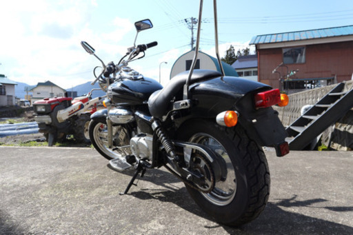 HONDA マグナ50