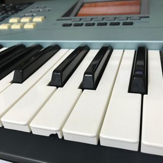 【中古美品】シンセ ヤマハMOTIF XS6