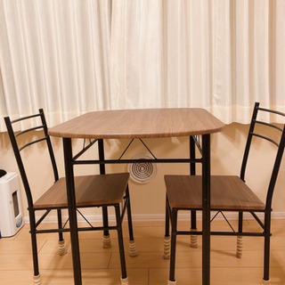 テーブル＋椅子2脚 0円