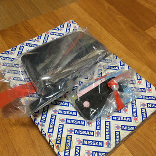 日産純正ヨーロッパ仕様 ダットサントラック(720)用メッキドアミラー