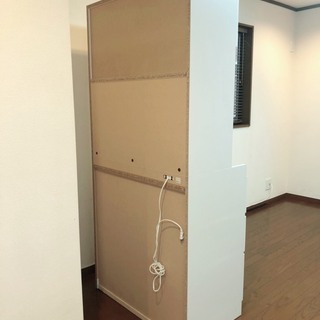 コンセント付キャビネット 美品 幅84cm、高さ180cm、奥行49cm キッチン 