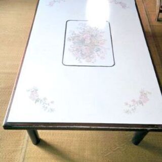 花柄のホワイト座卓　（プロパンガスコンロ付き)　W122　（値下げ）
