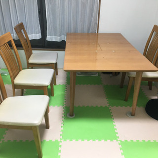 4-6人用テーブル(伸びれるタイプ 椅子付き6枚