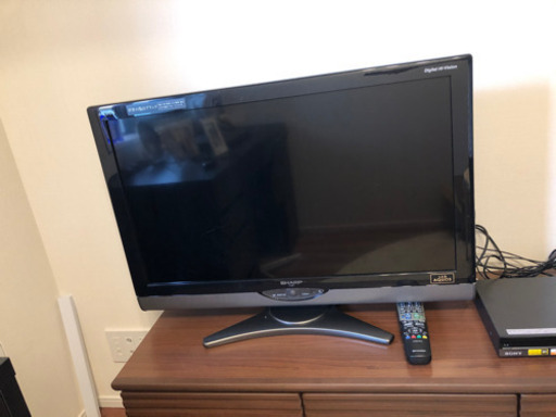 シャープ32型テレビ【ソニーブルーレイレコーダー付き】