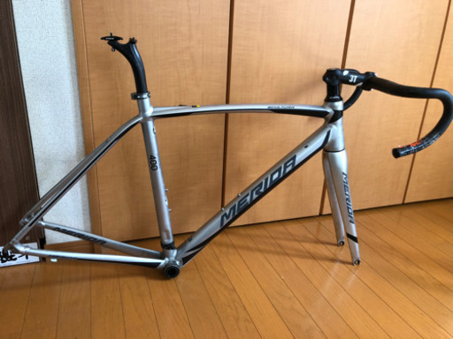 スクルトゥーラ 400 フレームセット