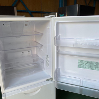 #KR06 HITACHI 3ドア255L冷凍冷蔵庫 パールホワイト R-26VS-W
