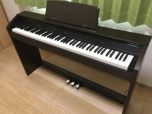 電子ピアノ