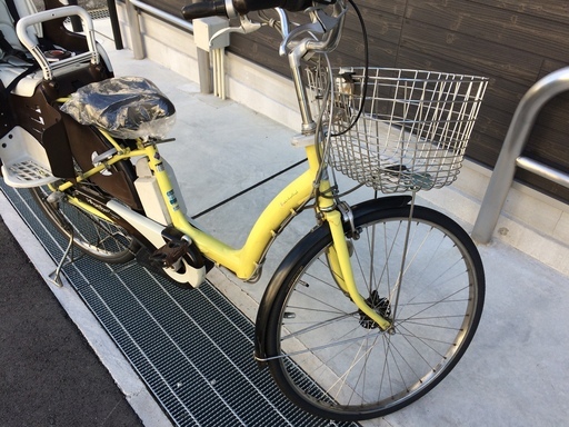 地域限定 ブリヂストン ボーテ 新基準 三人乗り 子供乗せ 黄 ギュット