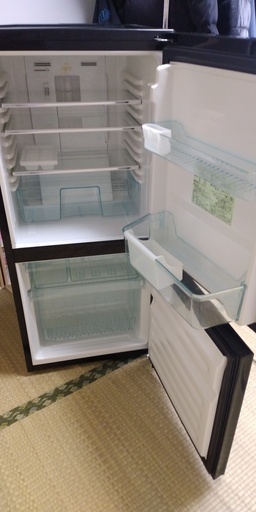 とてもきれいな冷蔵庫　ユーイング製　半年使用　格安でお譲りします！（取りに来てくれる方）