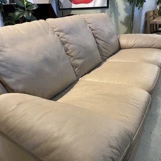 Italsofa ソファ 3シーター 本革 ベージュ 高級 中古品 assurwi.ma