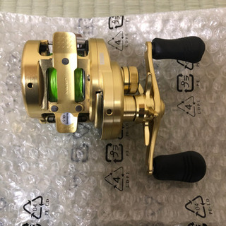 シマノ カルカッタコンクエスト 200HG ¥30000