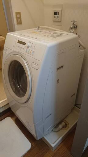 サンヨードラム洗濯機AWD-AQ3000  近辺であればお届けも可能