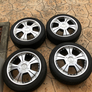 ハイエース、キャラバン等　18インチ タイヤホイール４本セット