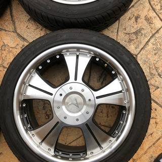 ハイエース、キャラバン等　18インチ タイヤホイール４本セット