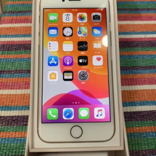 iPhone 8 Gold 64 GB SIMフリー