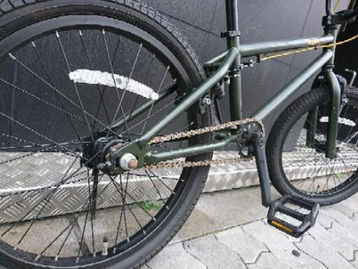 ご好評につき、終了させて頂きました【クロスバイク/カーキ