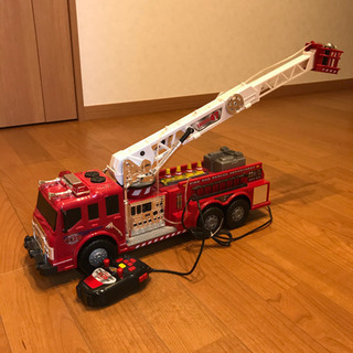 【決まりました】消防車 はしご車 ラジコン