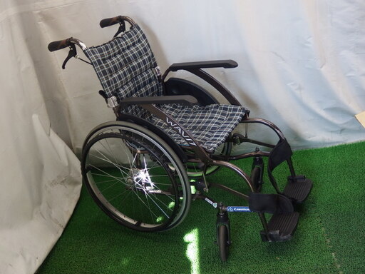 KAWAMURA カワムラサイクル 車椅子 WAVIT ソフトタイヤ軽量 自走 介助兼用 WA22-40S 折り畳み 中古