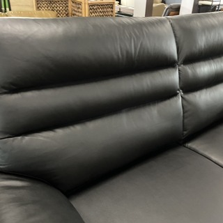 新品ソファー革製！99800円ヲ39800円で販売します！ブラックとブラウン色があります！