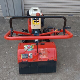 鹿児島発 クボタ 5.5馬力 ガソリンエンジンミニ耕うん機TR60 正転/逆転
