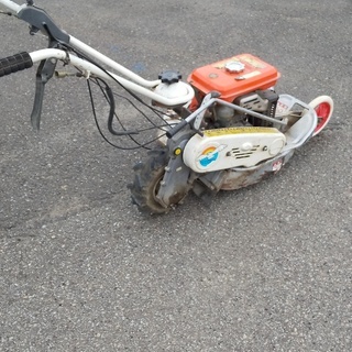 ウイングモア　草刈り機