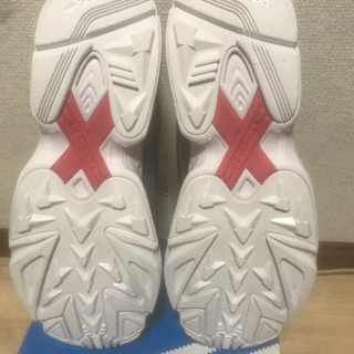 スニーカー 【値下げ交渉あり！】adidas アディダスファルコン