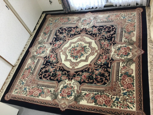 ペルシャ絨毯　2.5mx2.4m