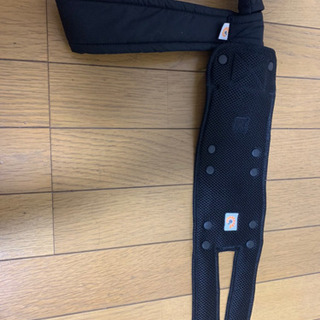 美品 エルゴ アダプト ウエストベルト・収納・よだれカバー付き
