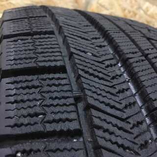 BS BLIZZAK VRX 225/55R16 16インチ スタッドレス 4本 2015年製 バリ溝 ベンツ Cクラス Eクラス  5シリーズ等　(TD289) クレジットカード QR決済可能 BS BLIZZAK VRX 225/55R16 16インチ スタッドレス 4本 バリ溝 ベンツ C