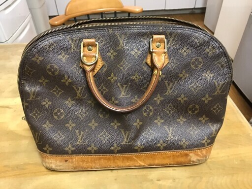 ルイ ヴィトン モノグラム アルマ ショルダー ハンド バッグ M51130