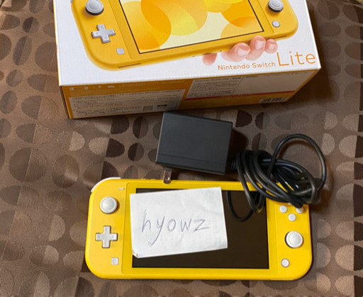 switch lite本体【箱、充電器あり】 Nintendo switch ライト 本体 箱