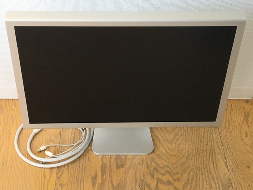 アップルシネマHDディスプレイ30インチ　Apple Cinema HD Display 30inch