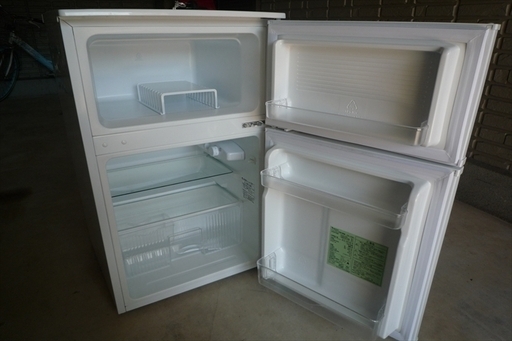 【値下げ】2017年製 美品 2ドア冷凍冷蔵庫 90L YRZ-C09B1 耐熱トップテーブル HerbRelax